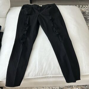 Hardly Worn Rachel Rachel Roy ripped black denim girlfriend jeans size 14W.